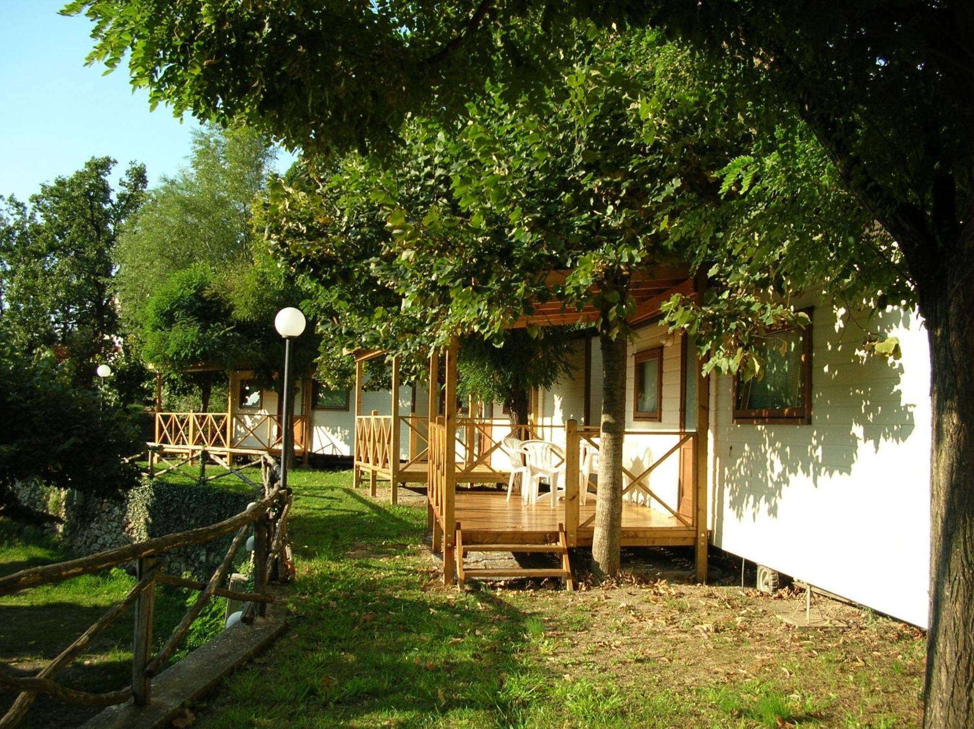 Campeggio Pian Dei Boschi Pietra Ligure Extérieur photo
